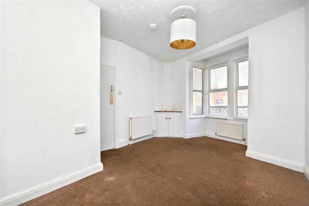 House in Eastbourne, East Sussex - View 2