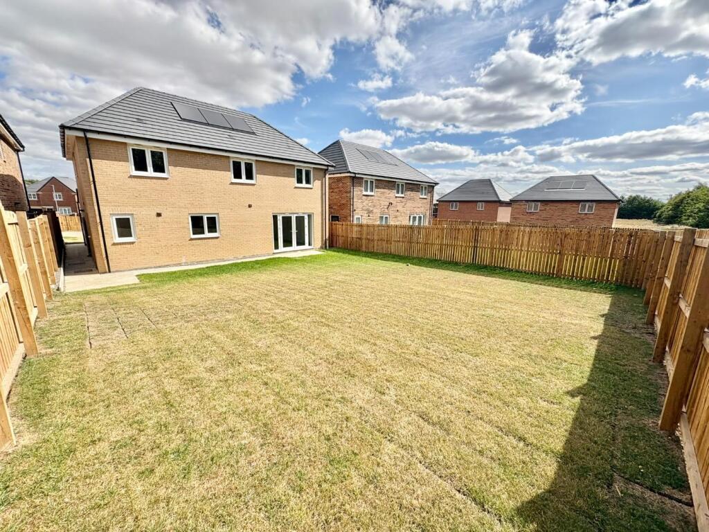 Juniper Close, Chilton, photo 4