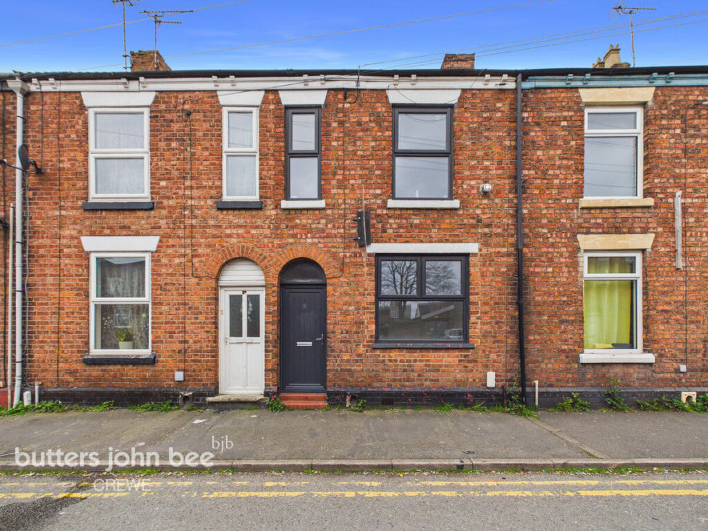 2-bed terraced on Brooklyn Street, Crewe, £120,000