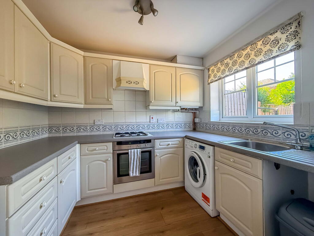 Larkspur Close, Southport, PR8 - View 3