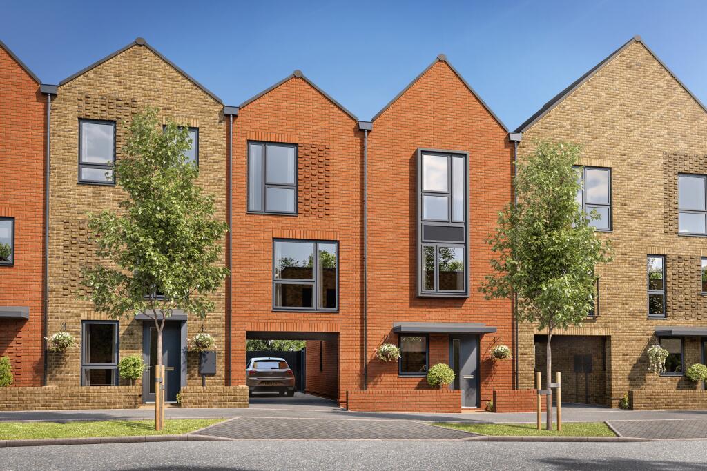 Main image of property: 194 Elmers Gate, Houghton Regis, Bedfordshire, LU5 7BT