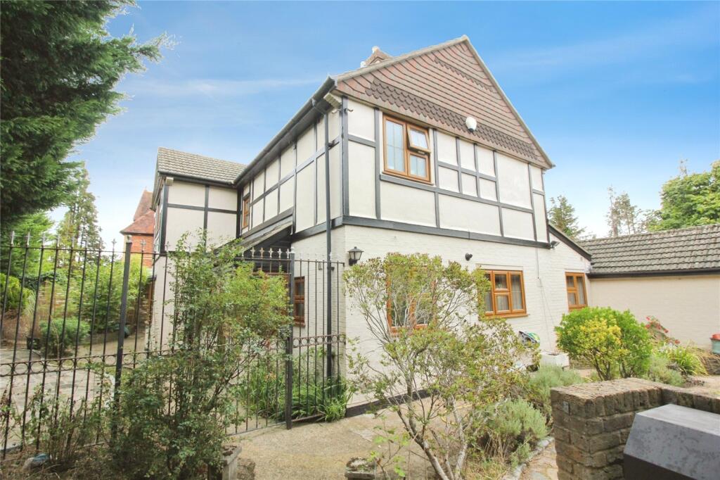 Main image of property: Burghfield Road, Reading, RG30