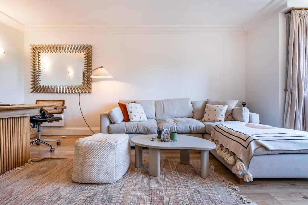 Apartment in London - View 4