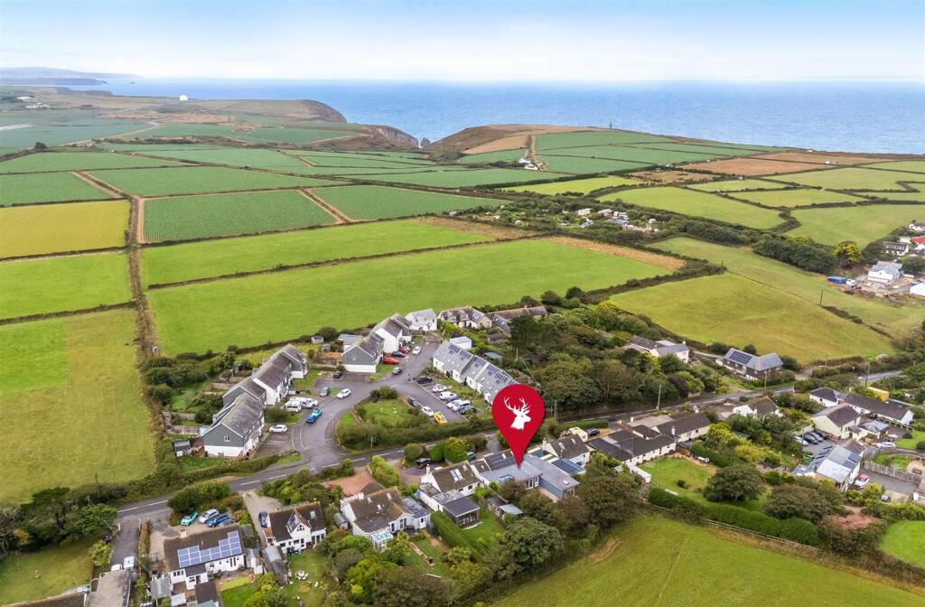 House in Porthtowan, St. Agnes - View 2