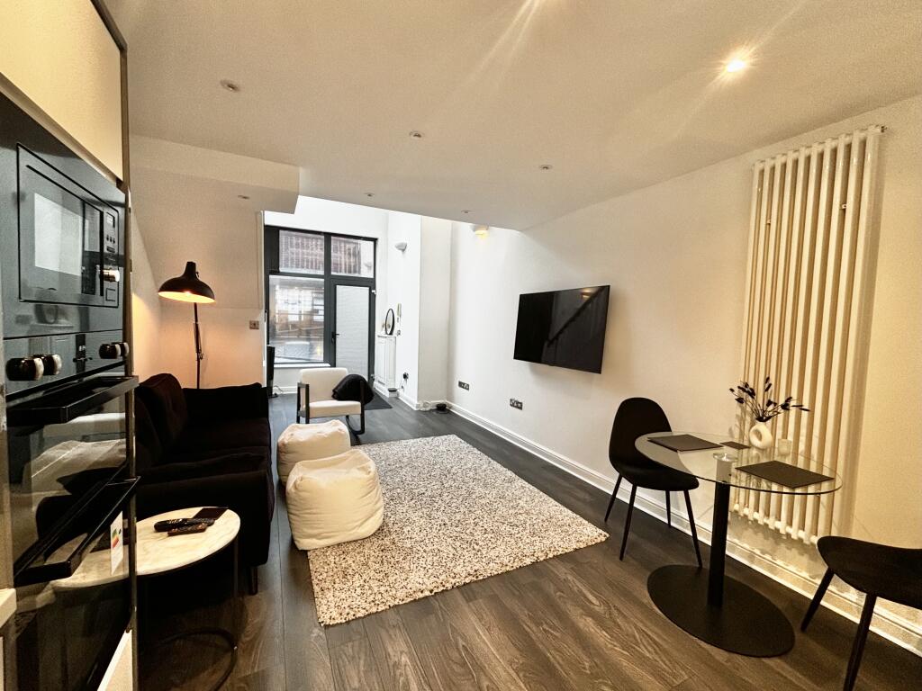 Apartment in Preston - View 5