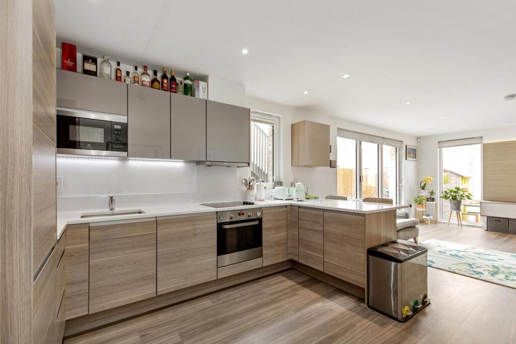 House in London - View 4