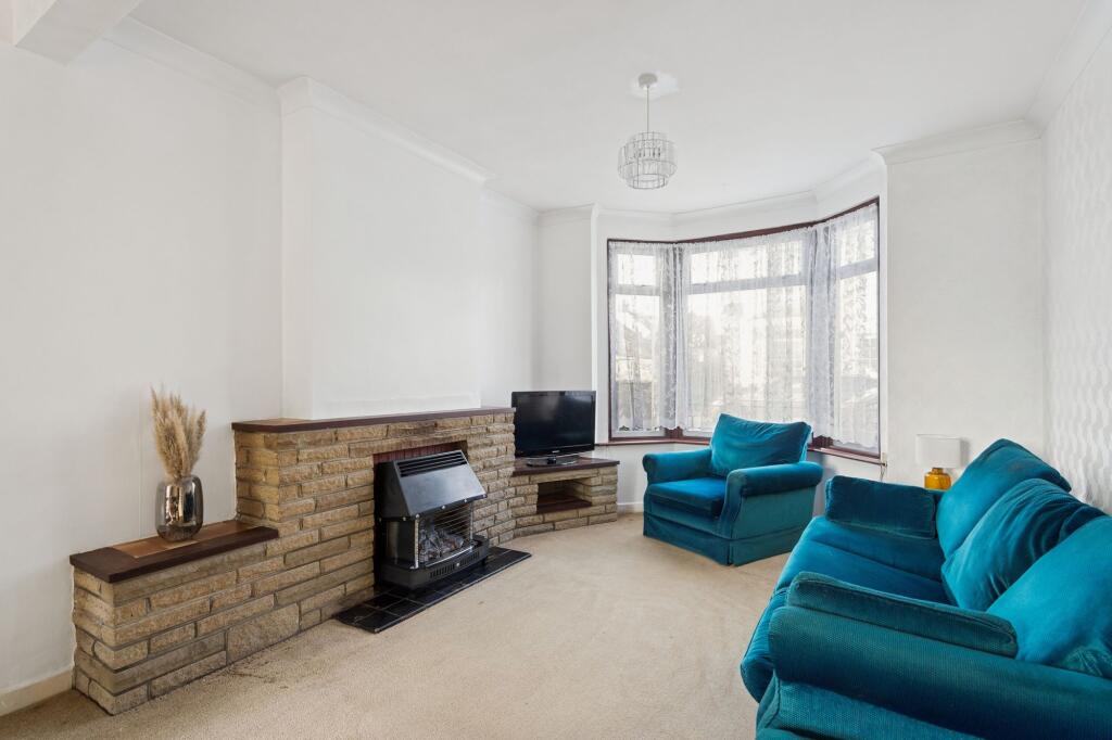 House in Watford - View 3