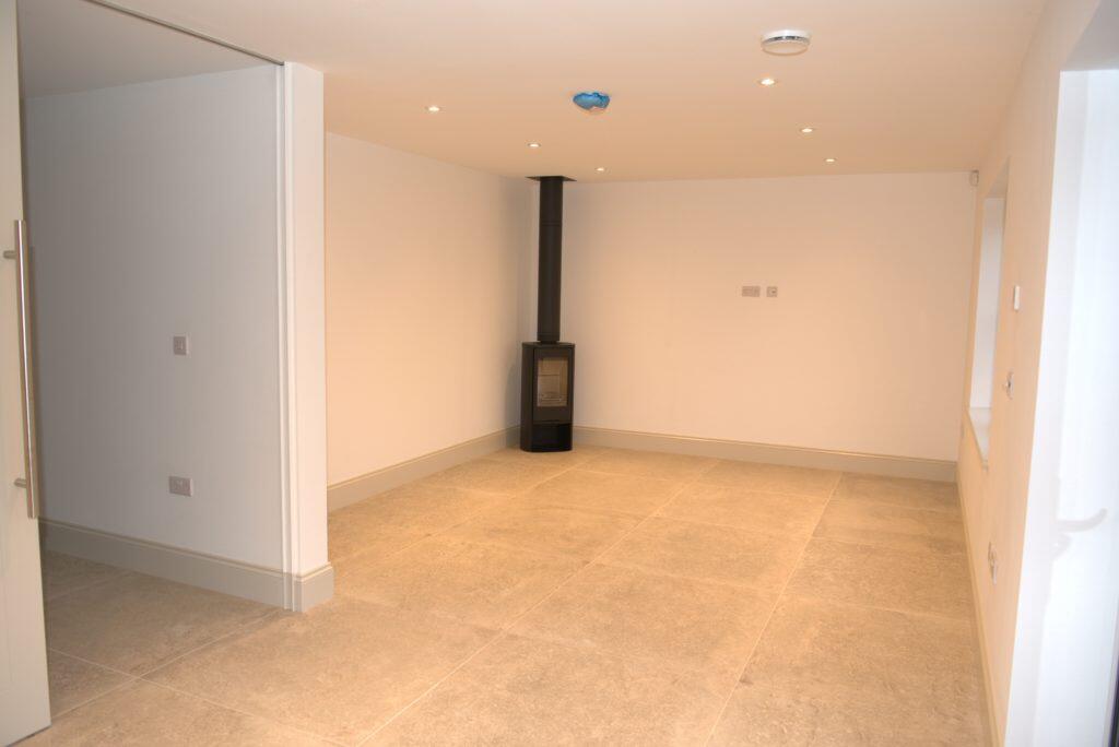 Additional image 7 of 4 bedroom detached house for sale – 4 Green Bank, Glusburn, BD20 8FU