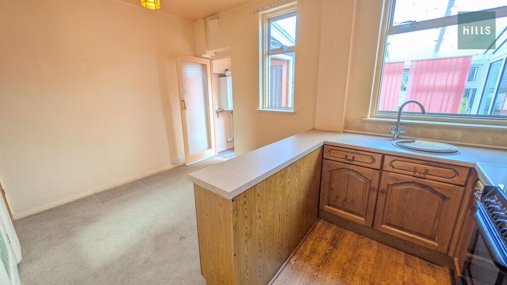 House in Worcester - View 5