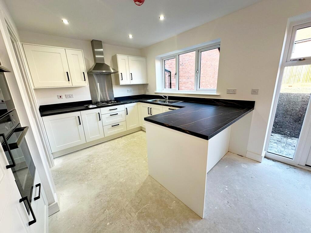 House in Bolton, Westhoughton - More