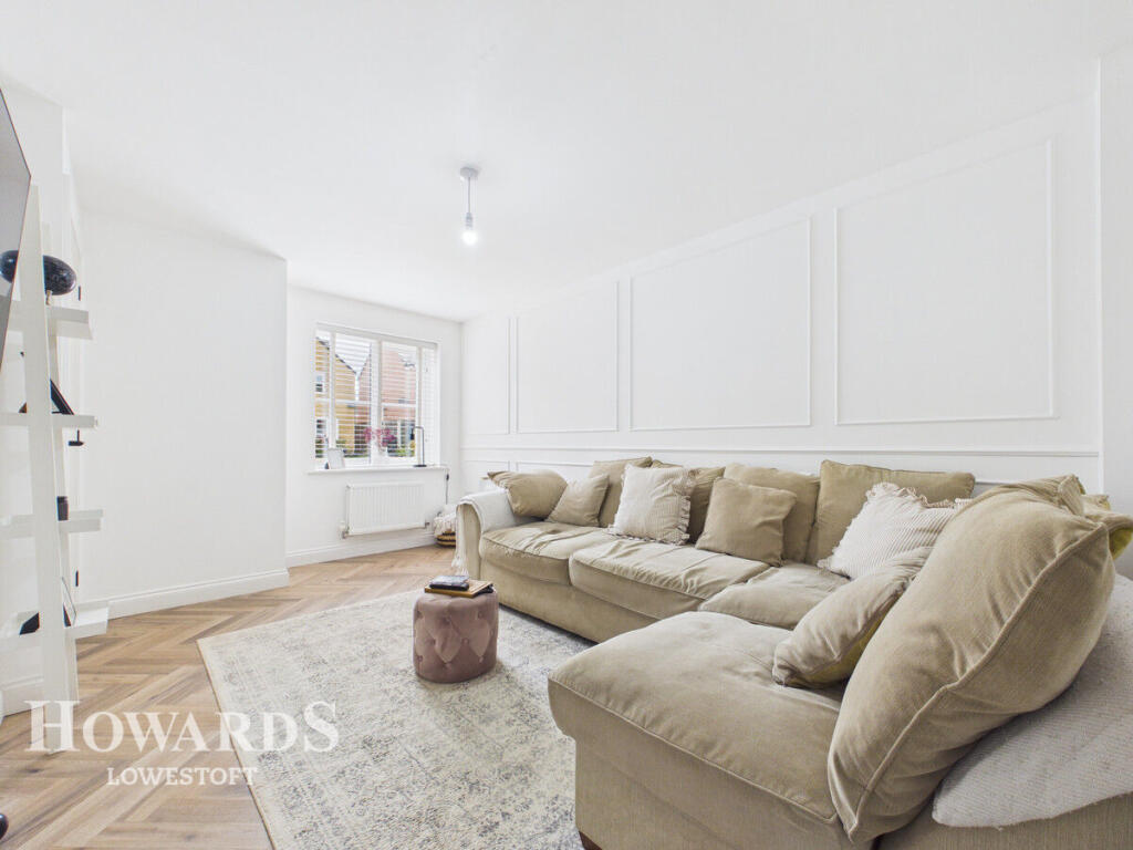 Pritchard Close, Lowestoft - View 3