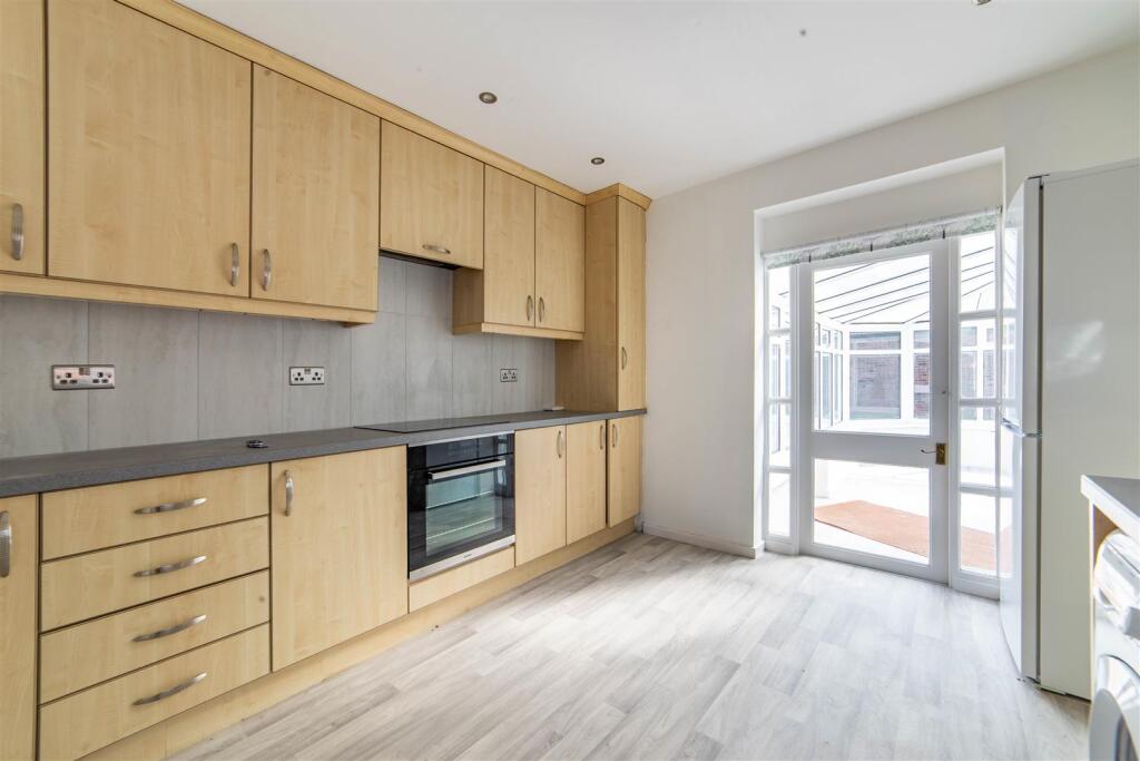 House in Newcastle upon Tyne - View 5