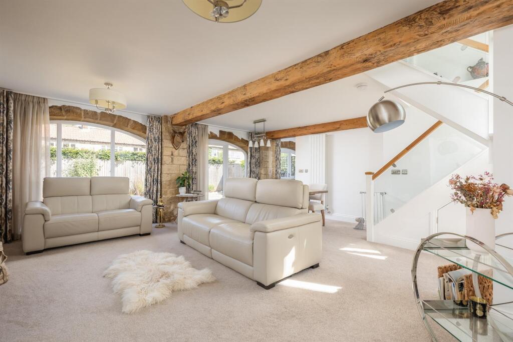 House in York - View 4