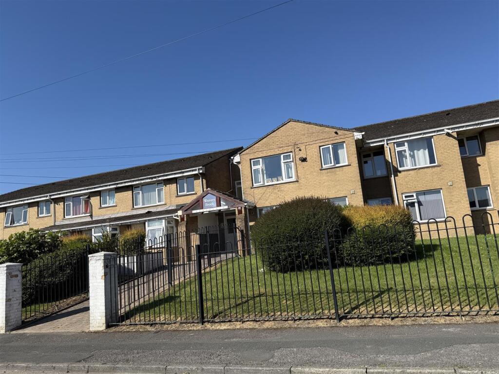 Main image of property: Weavers Brook, Halifax, HX2 8NF