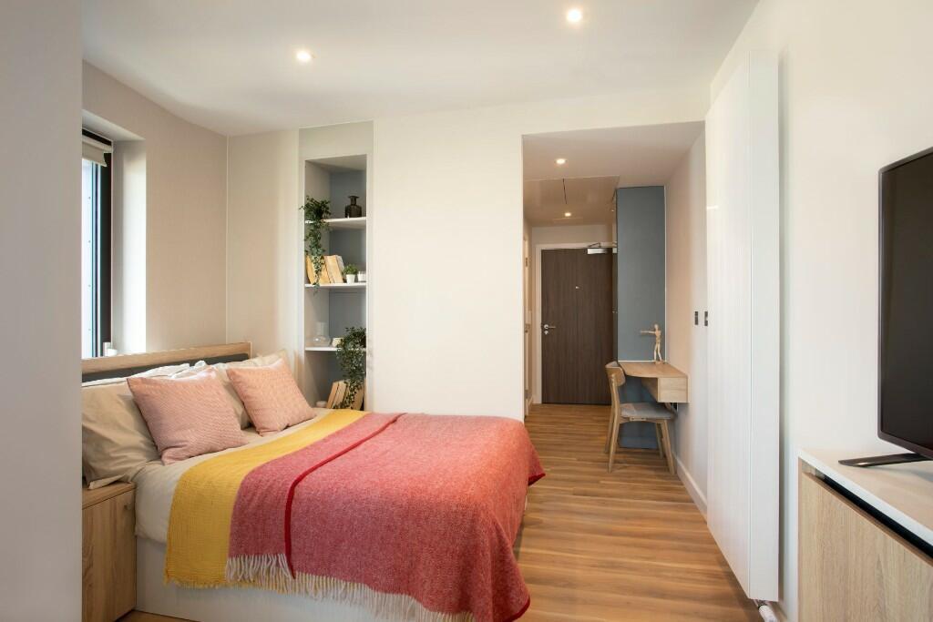 Main image of property: Enclave: Croydon, College Road, East Croydon, London, CR0