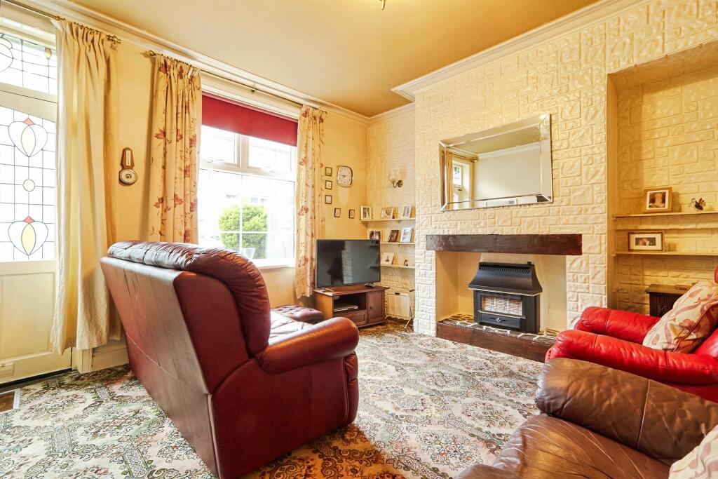 House in Bradford, Shipley - View 2