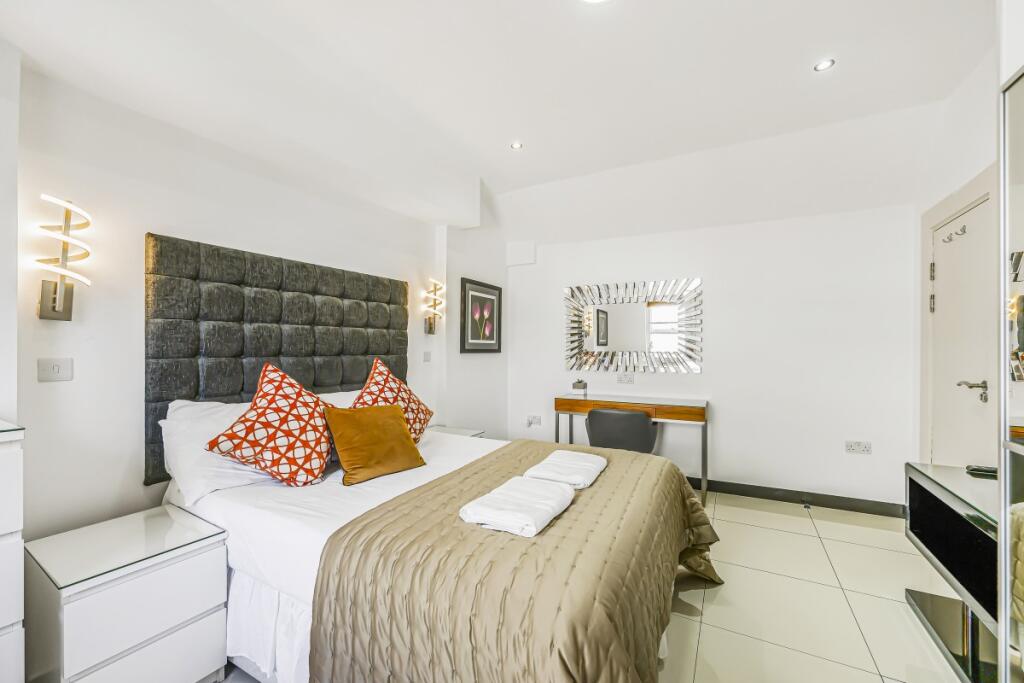 Apartment in London, Marylebone - View 3