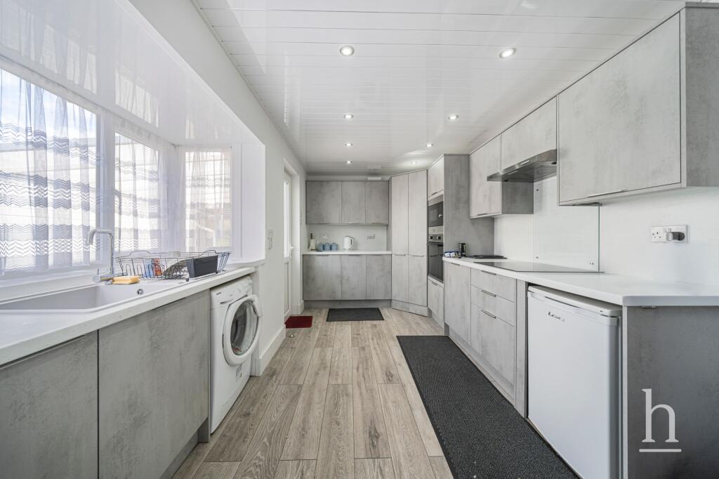 Grasmere Road, Neston, CH64 photo 4