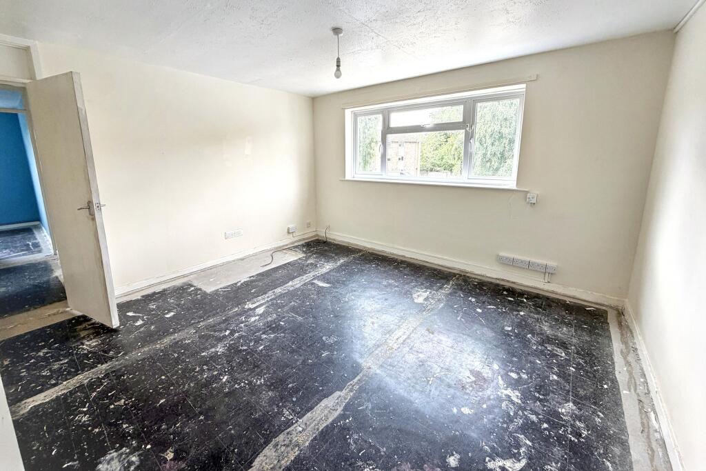 Apartment in Swindon, Calne - View 4