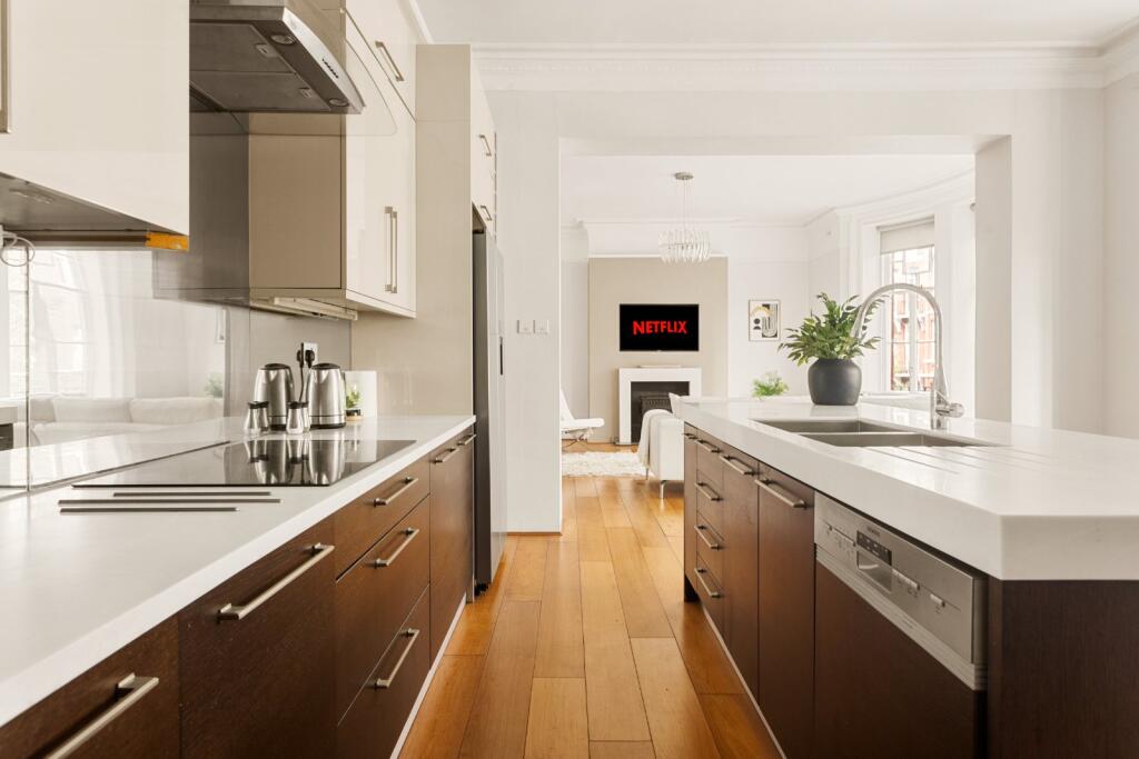 Apartment in London - View 5