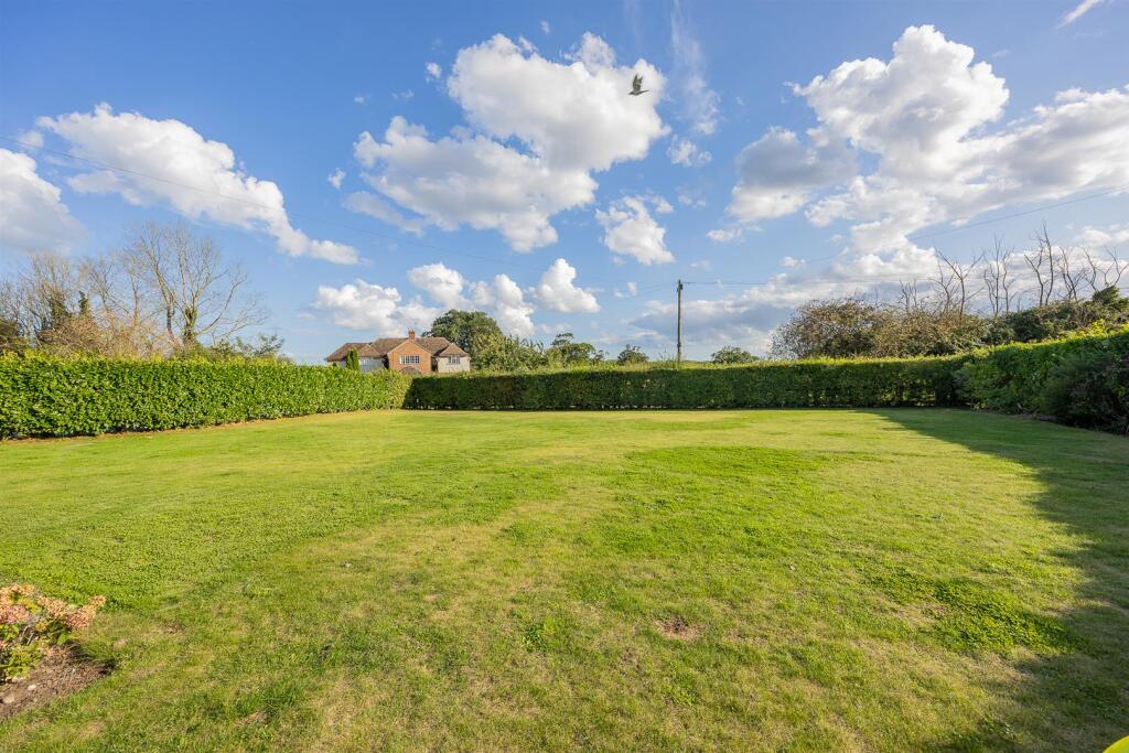 Elms Lane, Wangford, Beccles photo 3
