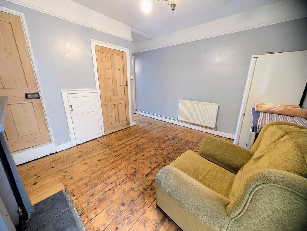 House in Ipswich - View 5