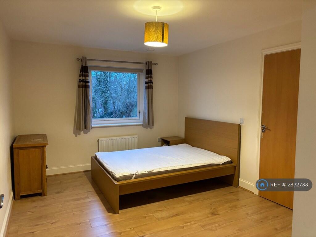 Main image of property: Tedder Close, Uxbridge, UB10