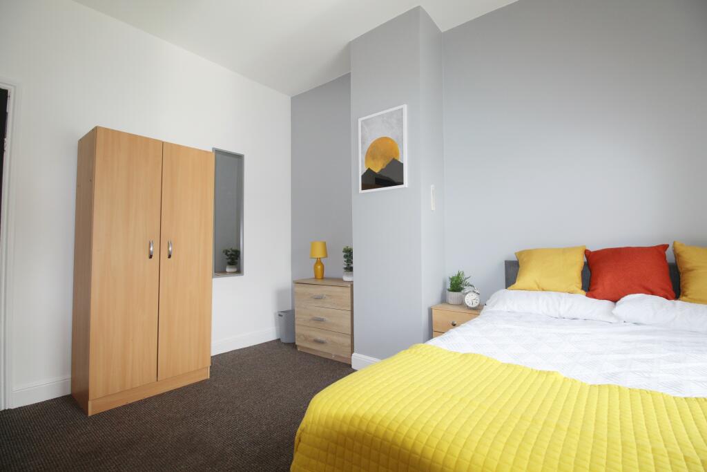 Main image of property: 69 Ripon Street Sincil Bank, Lincoln, Lincolnshire, LN5 7NH