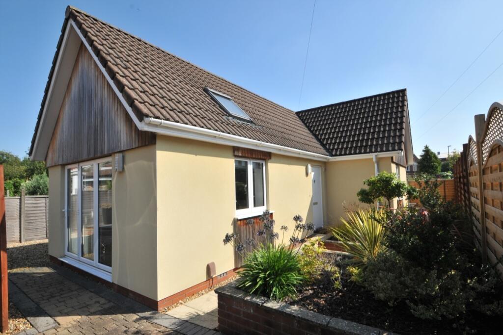 Main image of property: St. Clements Road, Keynsham, Bristol, BS31