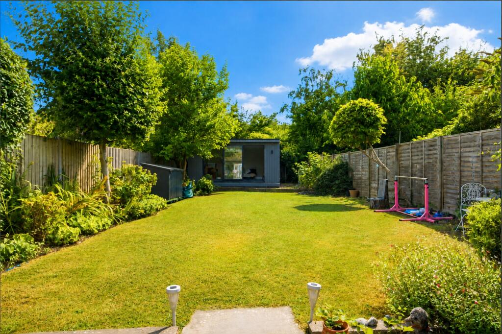 House in St Albans - View 4