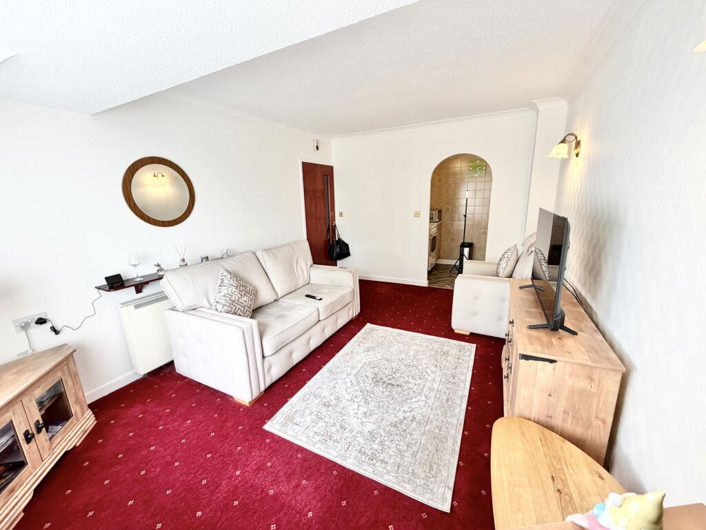Apartment in Newcastle upon Tyne, Tyne and Wear - View 2