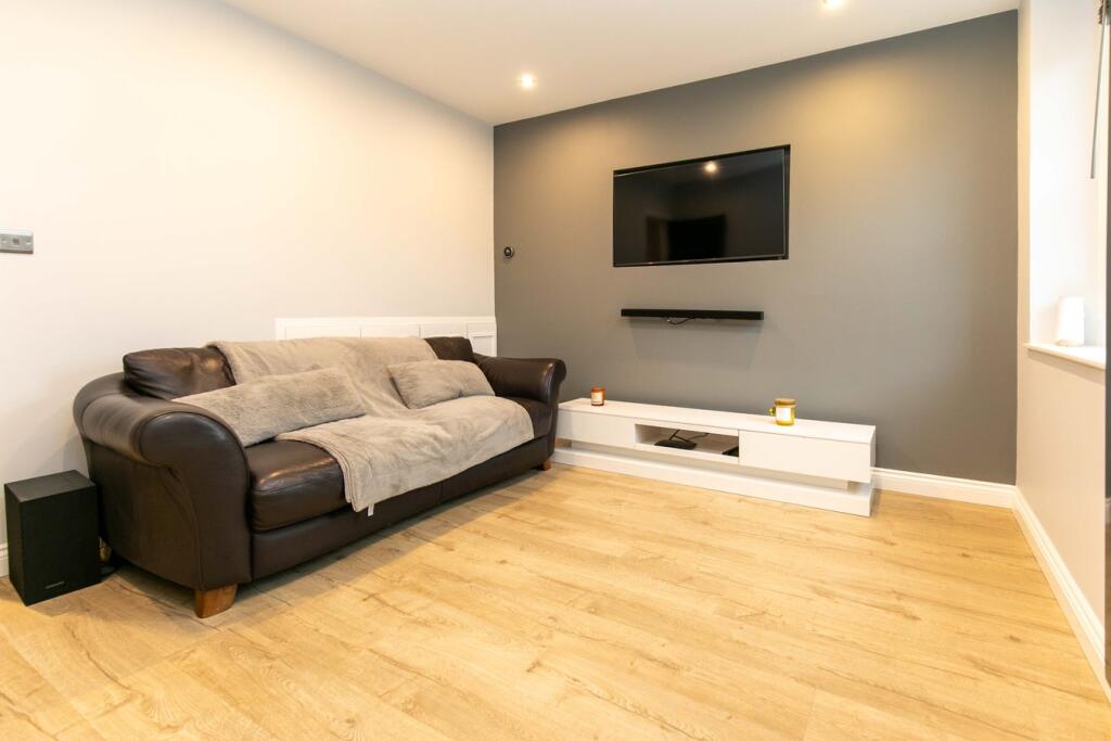 House in Ramsey, Garff - View 2