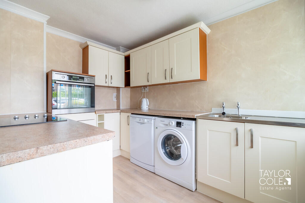 House in Tamworth, Staffordshire - View 3