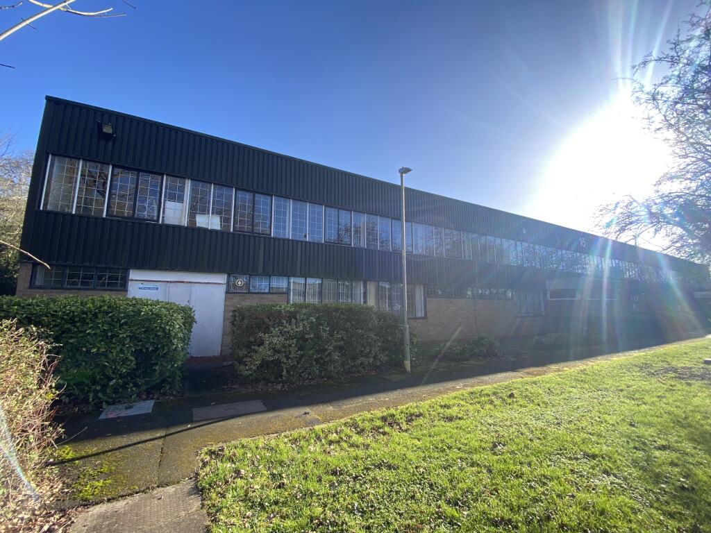 Light industrial facility to lease in Unit 16, South Moons Moat ...