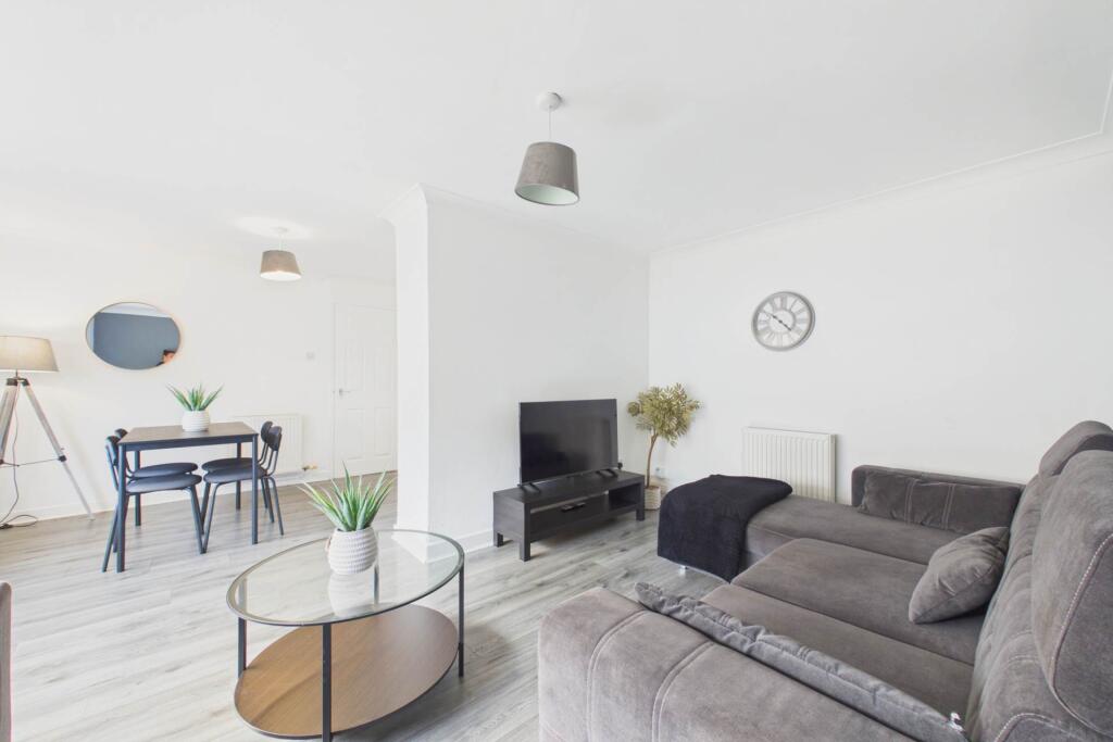 House in Cumbernauld, North Lanarkshire - View 2