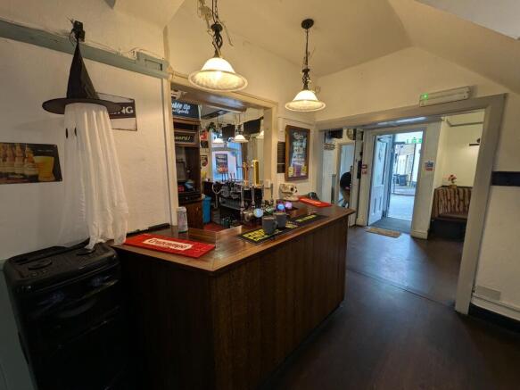 Photo 12