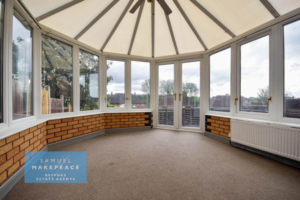 House in Stoke-on-Trent - View 4