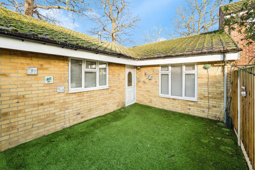 Main image of property: Dunning Close, SOUTH OCKENDON, Essex, RM15