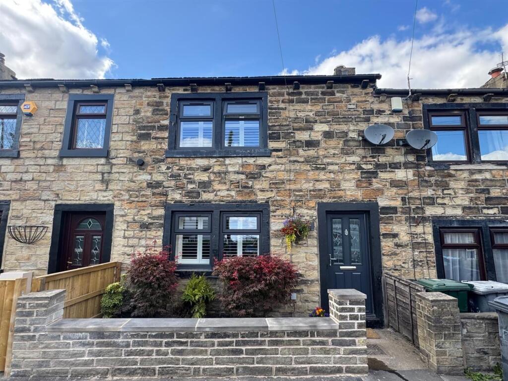 Main image of property: Moor Lane, Birkenshaw, Bradford