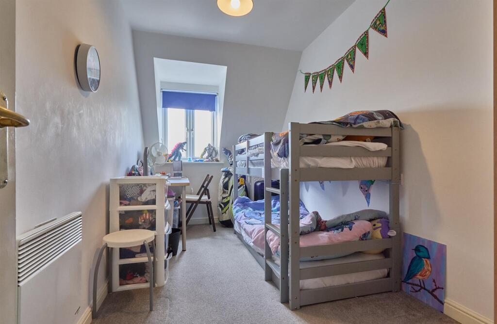 Apartment in Hinckley and Bosworth, Leicestershire - More