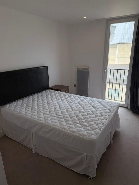 Apartment in Cardiff - View 4