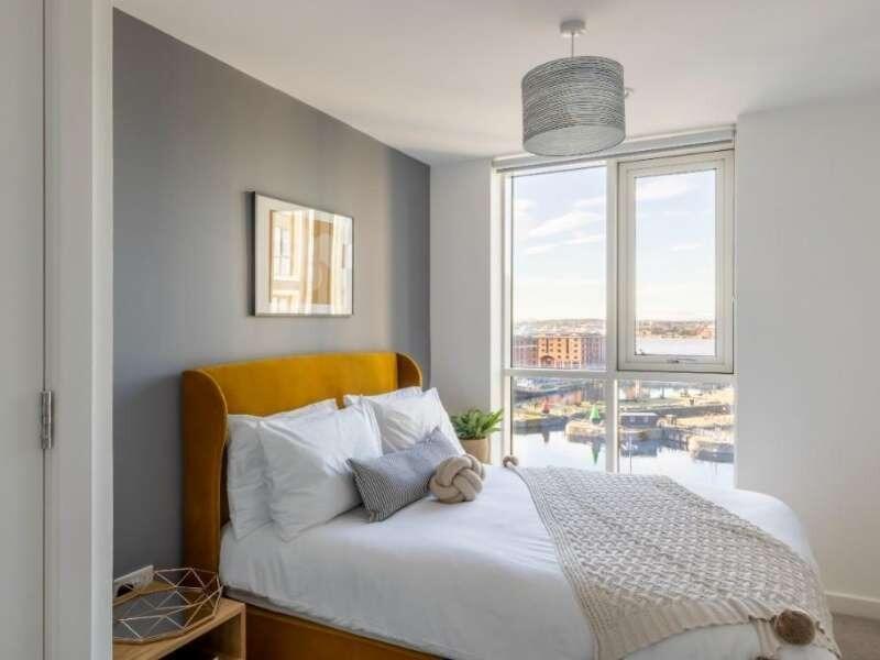 Main image of property: Strand Street