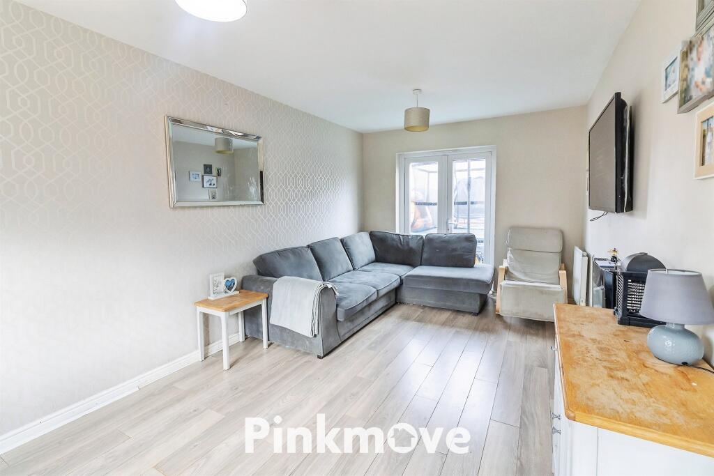 House in Newport, Glan Llyn, Llanwern - More