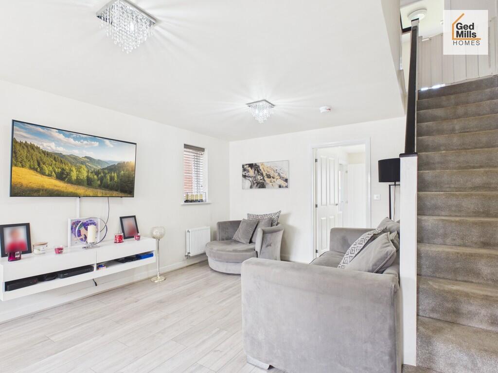 6, Dakota Drive, Warton photo 2
