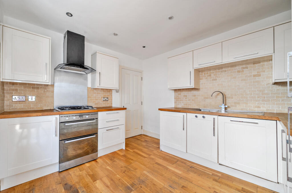 Stanley Road, Bromley, BR2 photo 3