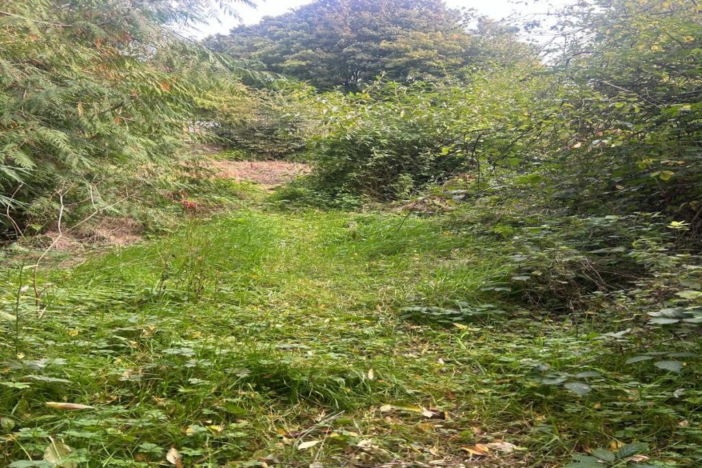 Enclosure , 0.25 Acre of Land at Blyth Road, Broxburn, West Lothian, EH525LU