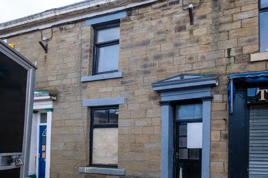 Main image of property: Barnes Square, Clayton Le Moors, Accrington, Lancashire, BB5