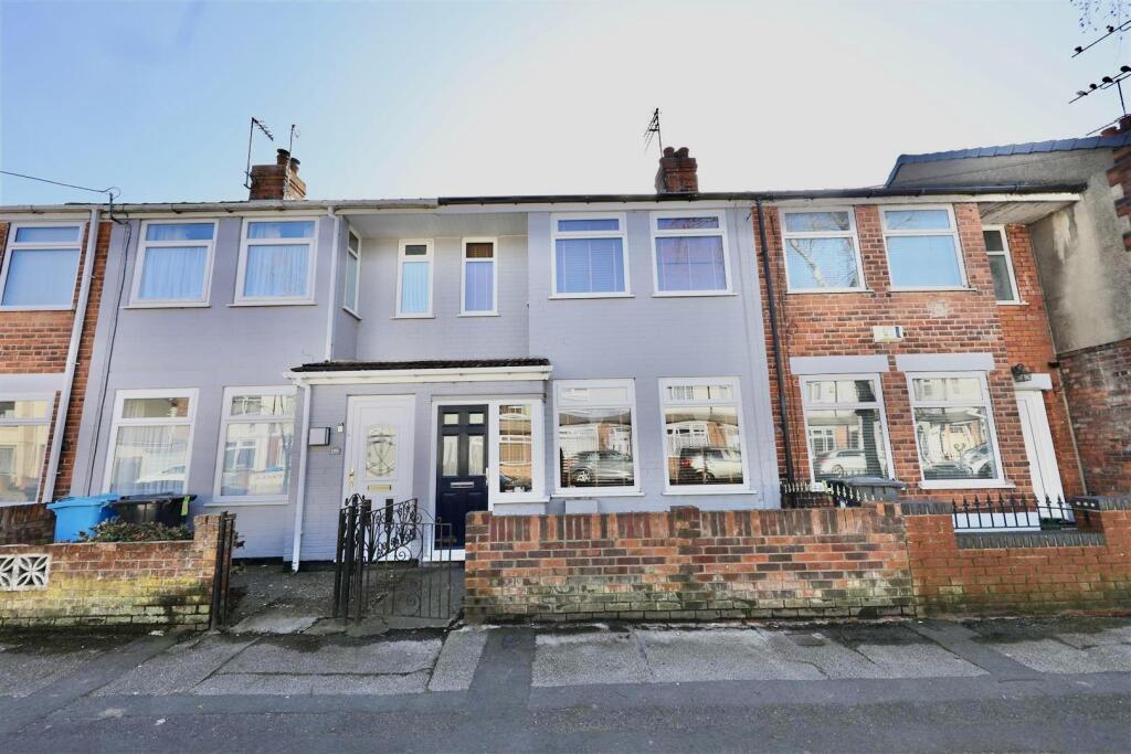 Main image of property: Perth Street West, Hull