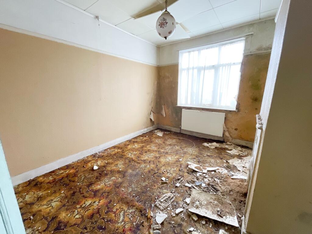 The Crescent, Benfleet photo 4