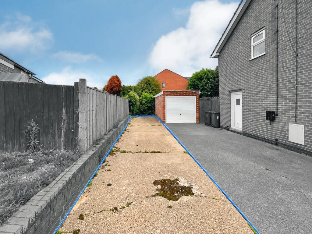 House in Nottingham - View 4